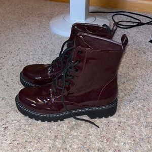 Maroon divided combat boots